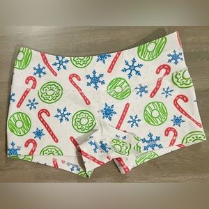 Feed Me Fight Me Christmas Donut Shorts Size Medium